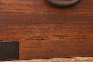 アンティーク家具　☆古民具・骨董　シンプルな丸金具の重ね時代箪笥(チェスト)