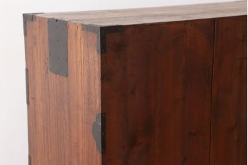 アンティーク家具　☆古民具・骨董　シンプルな丸金具の重ね時代箪笥(チェスト)