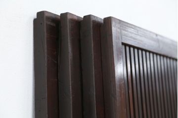 アンティーク　シックでシンプルな裏障子付き格子戸4枚セット