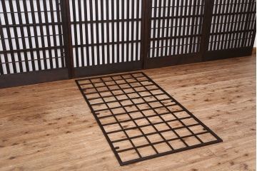 古民具・骨董　珍品　裏障子付き　シックな荒格子戸4枚セット