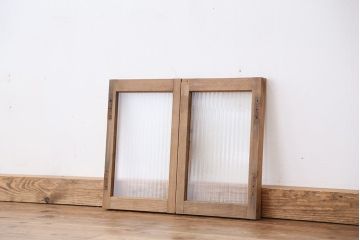 アンティーク　古い木味の小さな銀モールガラス扉(ドア)2枚セット(丁番なし)