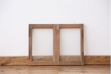 アンティーク　古い木味の小さな銀モールガラス扉(ドア)2枚セット(丁番なし)