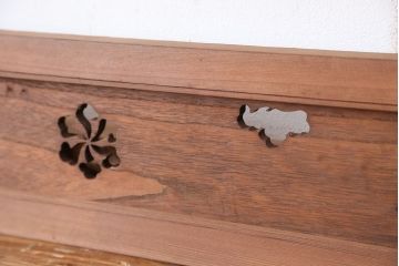 古いお屋敷の透かし彫り欄間2枚セット(欠損有り)
