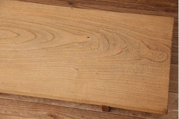 アンティーク家具　木目の素晴らしい一枚板　裁ち板(作業台/机/テーブル)