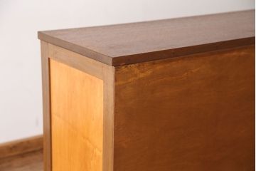 アンティーク家具　1960年〜70年代　ネームプレート付き大型チェスト(1)(引き出し/ドロワー/サイドボード)