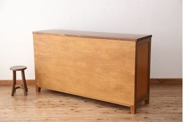 アンティーク家具　1960年〜70年代　ネームプレート付き大型チェスト(2)(引き出し/ドロワー/サイドボード)