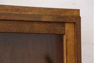 レトロ家具　☆昭和レトロ　シンプルな二段重ね収納棚(ガラスケース、食器棚)