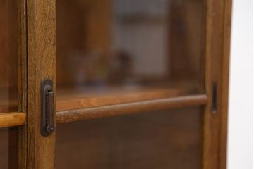 レトロ家具　☆昭和レトロ　シンプルな二段重ね収納棚(ガラスケース、食器棚)