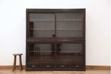 アンティーク家具　大正ロマン　前面彫刻仕上げ　二段重ね収納棚(ガラスケース、飾り棚)