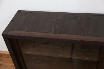 アンティーク家具　大正ロマン　前面彫刻仕上げ　二段重ね収納棚(ガラスケース、飾り棚)