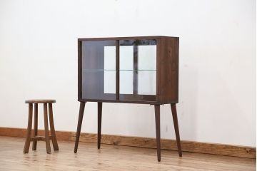 アンティーク家具　アンティーク　古いタバコ屋の脚付き両面ガラス収納棚?(ガラスケース・飾り棚)