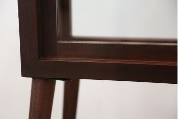 アンティーク家具　アンティーク　古いタバコ屋の脚付き両面ガラス収納棚?(ガラスケース・飾り棚)