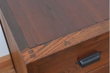 アンティーク家具　アンティーク　前面欅材の三杯引き出しチェスト(箪笥、タンス、ドロワー)