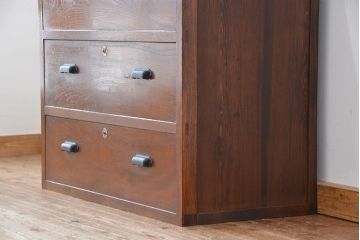 アンティーク家具　アンティーク　前面欅材の三杯引き出しチェスト(箪笥、タンス、ドロワー)