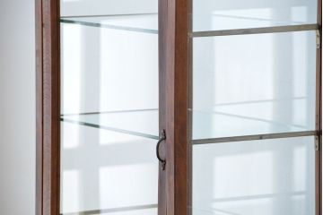 レトロ家具　昭和レトロ　脚付き縦型ガラスケース(ショーケース)