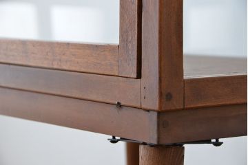 レトロ家具　昭和レトロ　脚付き縦型ガラスケース(ショーケース)