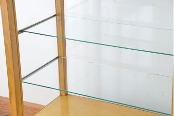 アンティーク家具　アンティーク　極上　素晴らしい造りとデザインの引き出し付きガラスケース(ショーケース)