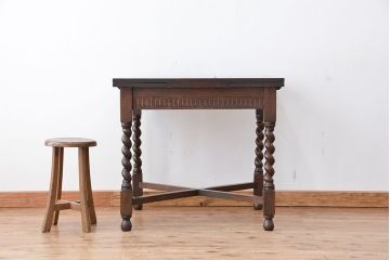 アンティーク家具　イギリスアンティーク　ツイストレッグ　オーク材　ドローリーフテーブル(エクステンションテーブル)