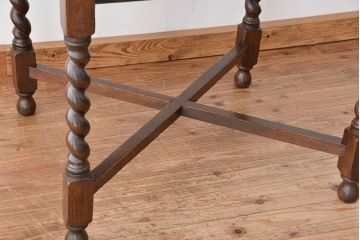 アンティーク家具　イギリスアンティーク　ツイストレッグ　オーク材　ドローリーフテーブル(エクステンションテーブル)