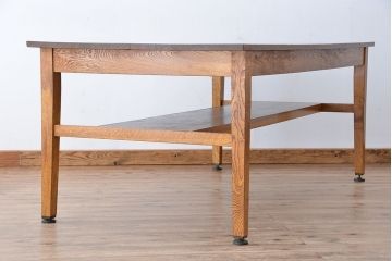アンティーク家具　1960〜70年代　古い学校の使い込まれた大きな作業台(テーブル、机)