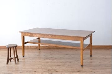 アンティーク家具　1960〜70年代　古い学校の使い込まれた大きな作業台(テーブル、机)
