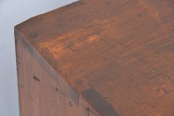 アンティーク家具　アンティーク　古い木の10升マス目棚(飾り棚)
