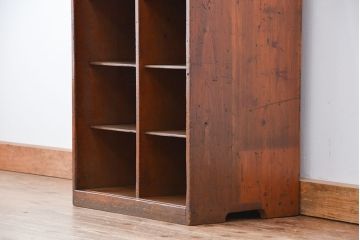 アンティーク家具　アンティーク　古い木の10升マス目棚(飾り棚)