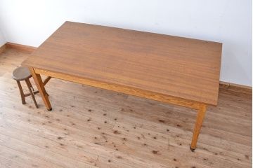 アンティーク家具　1960〜70年代　古い学校の使い込まれた大きな作業台?(テーブル、机)