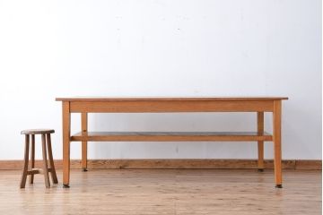 アンティーク家具　1960〜70年代　古い学校の使い込まれた大きな作業台?(テーブル、机)