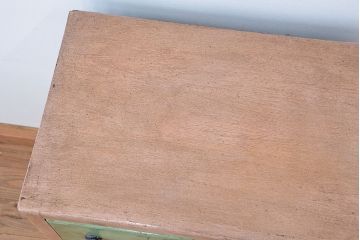 イギリス　ロイズ・アンティークス取り扱い　手描きクマさんチェスト?(テディチェスト)