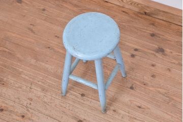 アンティーク家具　アンティークペイント　くすんだ水色のかわいいスツール