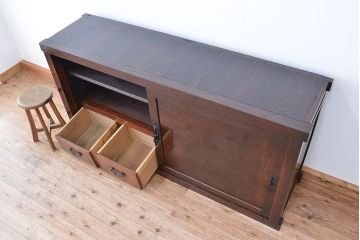 アンティーク家具　六尺　アンティーク　前面欅材の引き出し付き収納箪笥サイドボード(水屋箪笥、下駄箱、食器棚、収納棚)