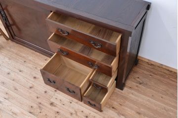 アンティーク家具　六尺　アンティーク　前面欅材の引き出し付き収納箪笥サイドボード(水屋箪笥、下駄箱、食器棚、収納棚)