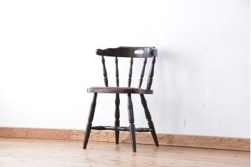 ヴィンテージ家具　イギリスビンテージ　かわいらしいダイニングチェア　1脚(椅子/イス)