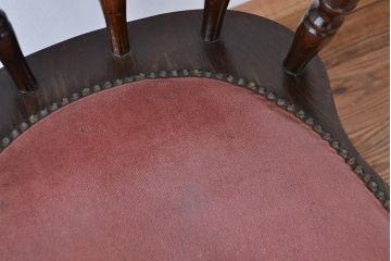 ヴィンテージ家具　イギリスビンテージ　かわいらしいダイニングチェア　1脚(椅子/イス)