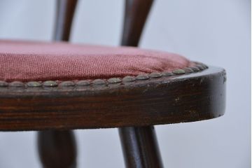 ヴィンテージ家具　イギリスビンテージ　かわいらしいダイニングチェア　1脚(椅子/イス)