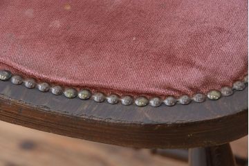 ヴィンテージ家具　イギリスビンテージ　かわいらしいダイニングチェア　1脚(椅子/イス)