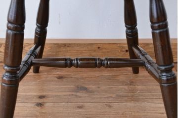 ヴィンテージ家具　イギリスビンテージ　かわいらしいダイニングチェア　1脚(椅子/イス)