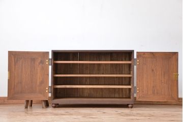 レトロ家具　昭和レトロ　古い木の脚付き観音開き収納棚(ローボード)