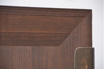 レトロ家具　昭和レトロ　古い木の脚付き観音開き収納棚(ローボード)