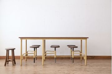 ラフジュオリジナル　6脚格納スツールの作業台(テーブル、机)
