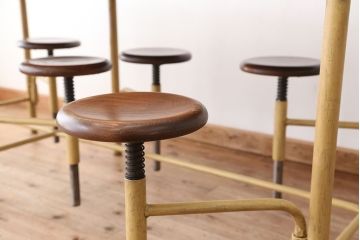 ラフジュオリジナル　6脚格納スツールの作業台(テーブル、机)