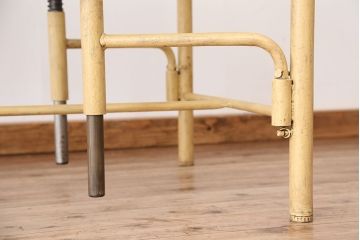 ラフジュオリジナル　6脚格納スツールの作業台(テーブル、机)
