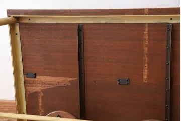 ラフジュオリジナル　6脚格納スツールの作業台(テーブル、机)
