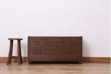 アンティーク家具　アンティーク　古い木の四杯引き出し脚付きローチェスト(ローボード)