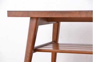 レトロ家具　昭和レトロ　デザインの素晴らしいセンターテーブル(机)　