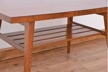 レトロ家具　昭和レトロ　デザインの素晴らしいセンターテーブル(机)　