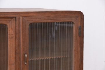 アンティーク家具　アンティーク　モールガラス脚付きローボード?(収納棚)