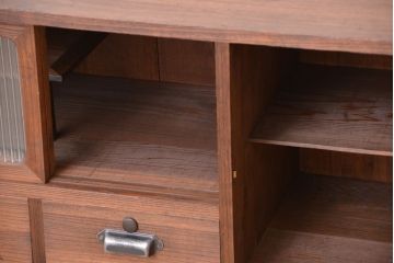 アンティーク家具　アンティーク　モールガラス脚付きローボード?(収納棚)