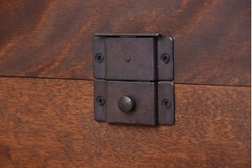 中古　北海道民芸家具　二段重ねチェスト　定価241500円　(整理箪笥)